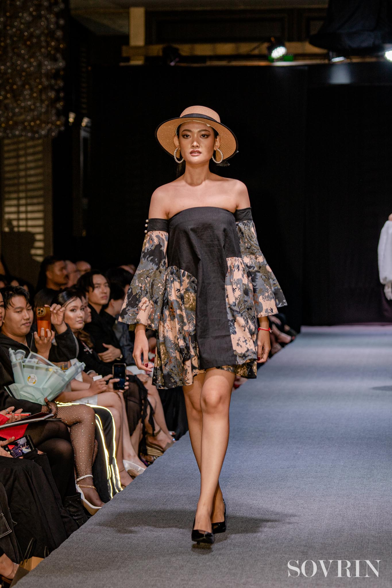 Collection by PHOUNG BY S